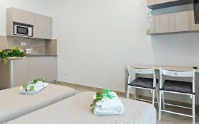 Devon Metro Studio Apartments